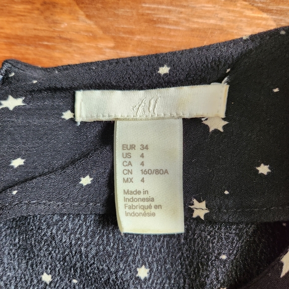 H&M Long Sleeve Black Dress With Stars - Picture 7 of 8